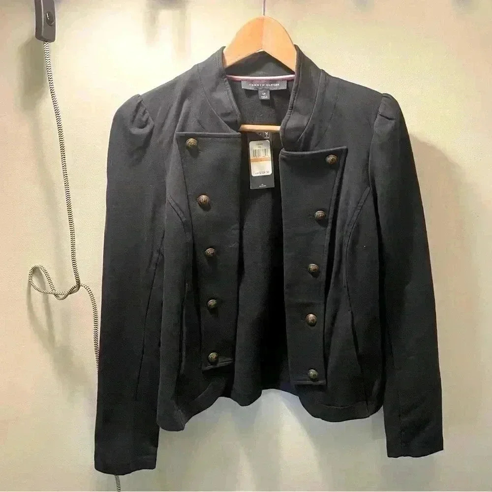 NWT Tommy H. Light jersey jacket